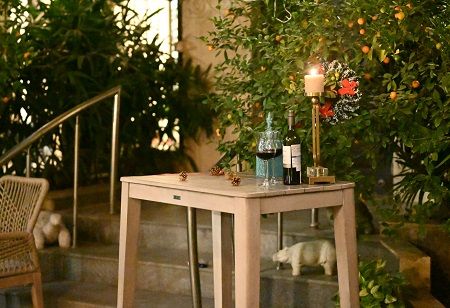 Celebrate the Season Outdoors: Stone Art Unveils its Cozy Christmas Setup